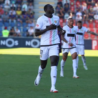 Athlete:Footballeur Sénégalais 🇸🇳💯 Instagram: @andour9_