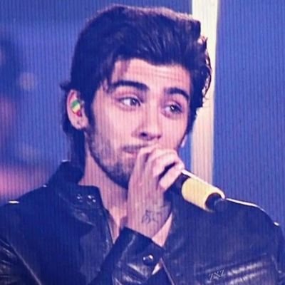 #zayn ⑅ a million chances of our glances, catching eyes across the room 🪐