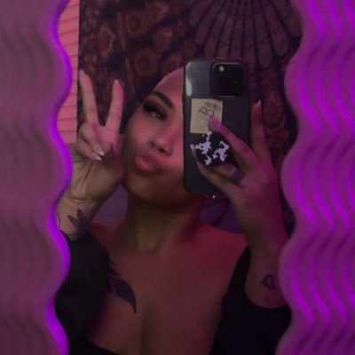 mmm1k3l's profile picture. 🤠