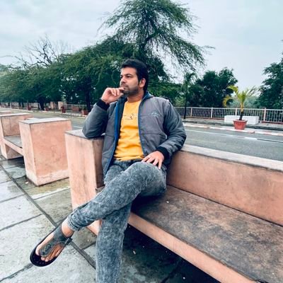 Single, Software Engineer, Algo Trader, Rule Based Trader, Discretionary Trader, Technical Analyst, Sub Broker and passionate about Stock Market