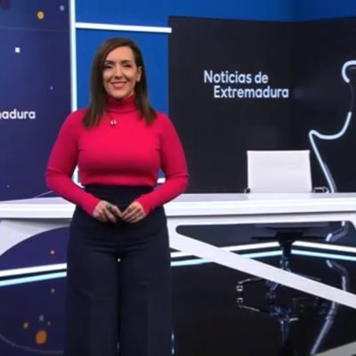 Editora y presentadora de @RTVE_Ext. Periodista. Romana por amor al Sol y hippie de corazón. Curiosa. Melómana. Moonwalker en proyecto. Lectora. Lunera 😍