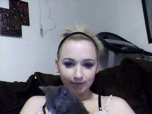 ashleyr1vas's profile picture. 