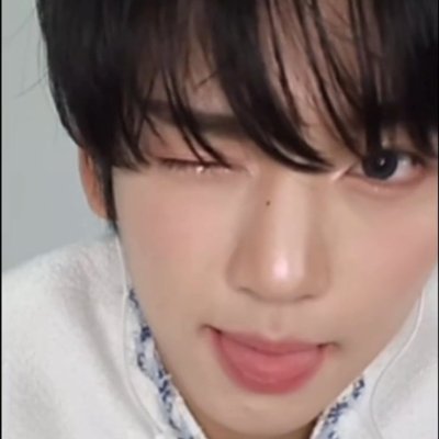 nikichurro's profile picture. header * y yo