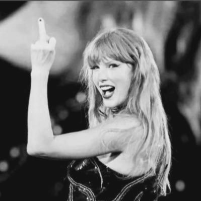 23 🖤 crying over rep 🖤 never met taylor 🤍 Red Tour 7/13/13 | 1989 Tour 7/11/15 | Rep Tour metlife n2 | Lover GMA | Eras metlife n1 5/26/23 l VMAs 2023