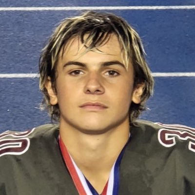 Football Kicker/Punter for Chaminade Madonna 4.0 GPA NCAA#2312182448 C/O 2026 305.361.3010 noahgrandslam@gmail.com