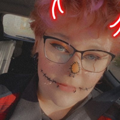 NyxxChandler's profile picture. 21, He/Him 🏳️‍⚧️