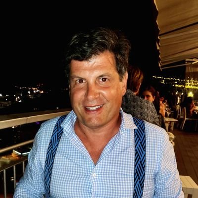 Economista, Político y Filántropo -
Presidente del partido #SoydeMijas -
Presidente del Movimiento Liberal Español 🇪🇦 -
https://t.co/xYujTde7Pl