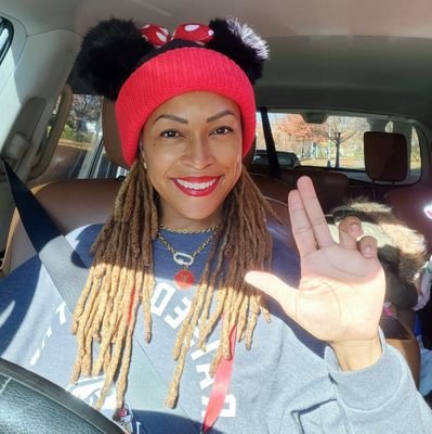 ashleesenece's profile picture. 🙏🏾Christian Momma 👭•
🏈 Wife #L1C4 ❤️🖤
🏋🏾‍♀️Les Mills Certified BODYPUMP Instructor
🧘🏾‍♀️Les Mills Certified BODYFLOW Instructor