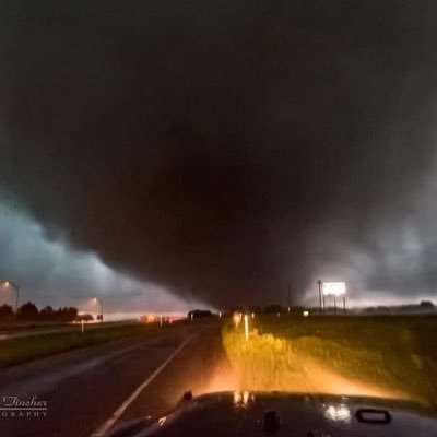 Photographer, storm chaser. CEO of Majestic Skies Chasing and Photography