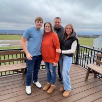 Amy Farmer (@aunt_farm) 's Twitter Profile