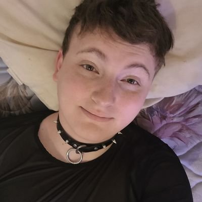trans goth girl 23 minors dni also a furry