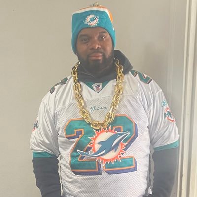 The Best Dj! Miami Dolphins Fan! XBOX & PS game tag “deejayloki” follow me on IG https://t.co/XoloOc4QsQ and https://t.co/GnWTvCg2O4