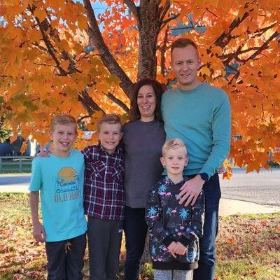 Husband, Father of 3. Elementary school teacher in sd83 (north shuswap). I love learning new ways to engage my students.