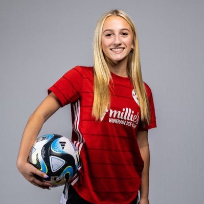 USC 27’ - 4.3 GPA| Beadling GA 2009 #21 | USYF 2009 National Futsal Team🇺🇸x2 | USYNT ID x2 🇺🇸| GA Mid-Atlantic ID ‘23 | PrepSoccer Top 75 | IG abby.mascaro