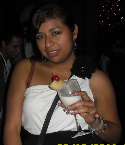 soy una mujer sana lbre poderosa amorosa y abundante...solo pido de la vida qu el camijo a mis metas sea la felicidad y mi herramienta sea el amor!!