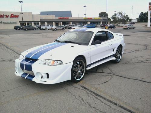 Love fast cars...my wife...kids...and training MMA its brutal but an amazing game of human chess...i follow back
