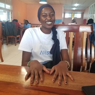 nakalubi's profile picture. Intrigued by Leadership✊ passionate about Entrepreneurship💼 Women Empowerment👸& Finance📚
🚌🚴📑