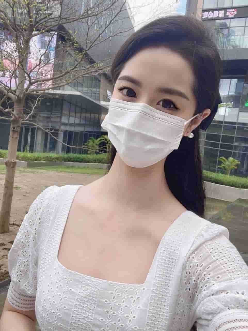 5MNr30u7QsQM2A2's profile picture. 💭状態：独身 刺激を求めることとアニメを家で見ることが好き 一人暮らし 生活が少し退屈なので、定期的に会える相手を探しています お互いを追跡できることを願っています♥️。