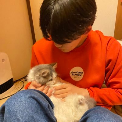 '03/無言フォローすみません😶/
