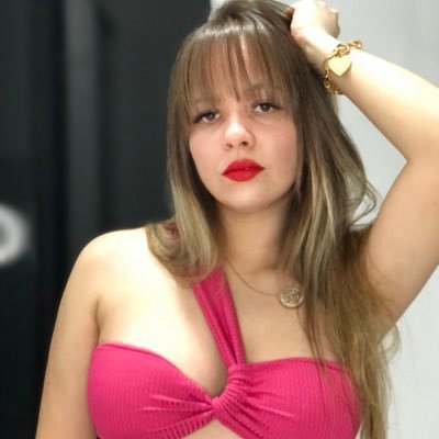 Numa moldura clara e simples, sou aquilo que se vê.
