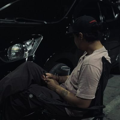 Classicrz's profile picture. Paint the Town Gray