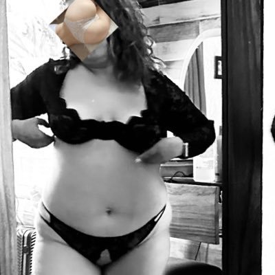 #NSFW +21 pareja con gusto cuckold y parejas ella bi el etero
