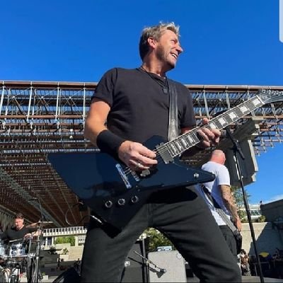 Nickelback: Fans page.