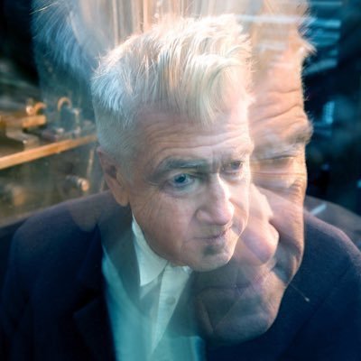 Gauchiste dépressif de 30 ans qui passe son temps à voir des films / https://t.co/UkU9PLIPMe / Sinon je me fais chier venez DM un peu
