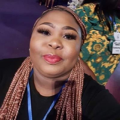 Entrepreneur, fun lover, God lover, Founder @chopitng
Dancer, peppered snail lover and maker 😁, lover girl, family first in this case last!