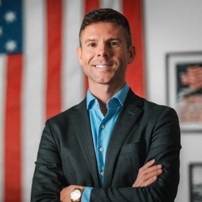America First | Constitutional Conservative | Venture Capitalist | Lawyer | Pilot | Army Veteran | Host of @legalesepodcast 🇺🇸 • team@keithgross.com