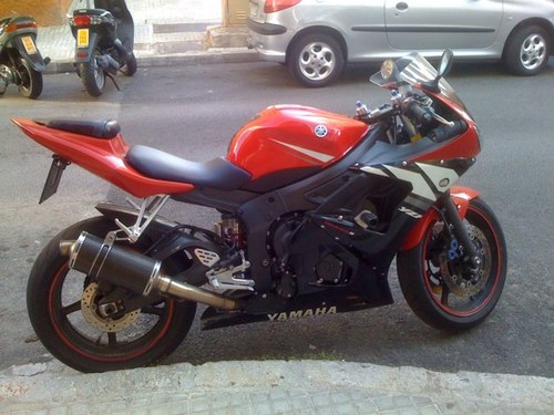 Ivanriorios's profile picture. 