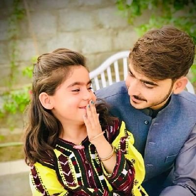 جندا برے یا زندہ برے یا بہارا بر
زہیراں وتی مبر کے منا گرانہ کپتگاں🥀💙