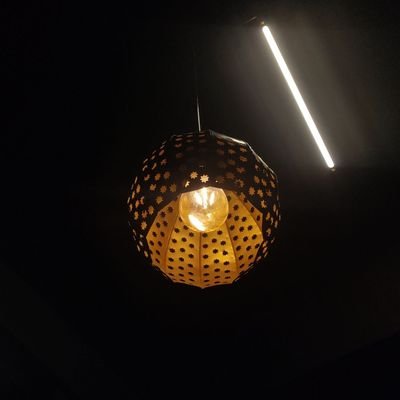 ParamYesh's profile picture. Be happy 😊