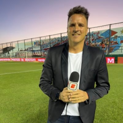 Papá de Joaco y Anita ❤️ | Periodista en ESPN | Leal que no es poco | Fútbol y Música | MARADONEANO 🇦🇷