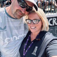 Fran Hamilton - Scholes Shenanigans Cricket Coach(@1ArmOnly) 's Twitter Profile Photo