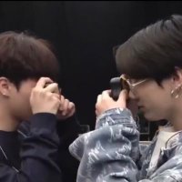 ★ dee | kinda ia (@ymkrchive) 's Twitter Profile
