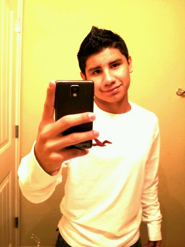 Alejandro14_28's profile picture. I love God/My Friends/Family/Girlfriend
