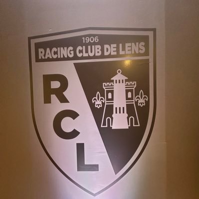 nikolhas21's profile picture. fier du @rclens  depuis la naissance ❤️💛