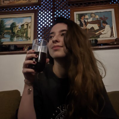 danistuding's profile picture. • #studytwt #stdtwt
• Formanda em Serviço Social UFF
• 23 anos
• Mudança de carreira
•  Aleatoriedades do cotidiano
• @daniegoncalves