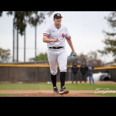 coach at @calstateeastbay⚾️