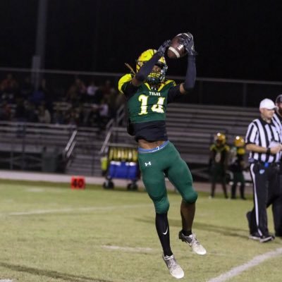 📍yulee high school 📚CO 24🎓6’2 166lb b.         ⚡️lock down corner back. ⚡️✉️: jayboylook@gmail.com / #904-651-1710