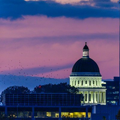 The California politics account from Capitol Bureau reporters at @sacbee_news. Managed by @lindseymholden. RTs ≠ 👍