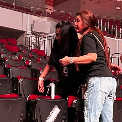 HiLaniaKhat's profile picture. I 💜👑 @reginevalcasid