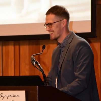Dermatologist and currently postdoctoral fellow @UMich @kahlenberglab 🏳️🌈