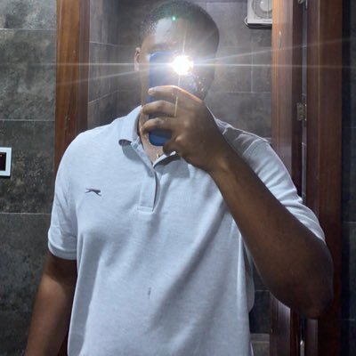 khaybaggio's profile picture. My tweets are not me🙏🙏