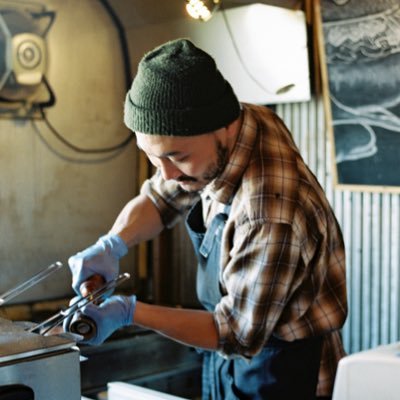 ShuviDuBar's profile picture. こちらではシュビドゥバーの宣伝ではなく、店長の気づき、内省、本音、独り言等つぶやきを載せていきたいと思います。