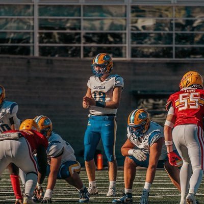 @TouchdownDons QB ; US Elite CI/RHP 4.20 GPA🎓Follower of Christ✝️ 2 Peter 3: 11-13; 6'3