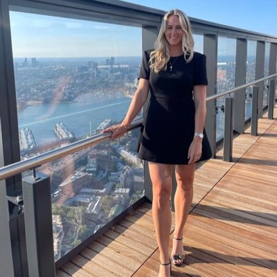 👩🏼💼: Agent 📊: Investor 🏞️: nature lover 💍: Married. 🌊: Ocean Lover. live,love,laugh and learn. life is Good. 🤟🏻❤️