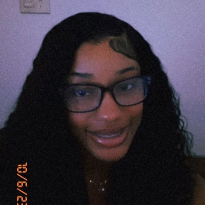 Lexxshaee's profile picture. 