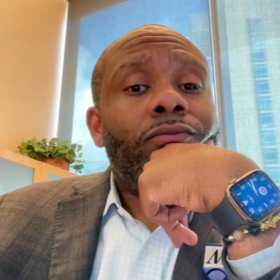 Leader| 🍎Educator| 🐩 Lover| 🎨🎭 Consumer| Petty-Man Retiree SC/IG:MrParkerSmithe